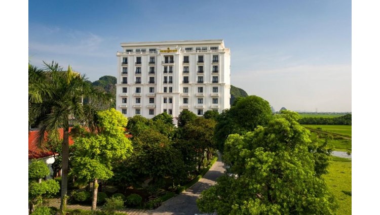 Ninh Binh Hidden Charm Hotel & Resort – Thiên Đường Nơi Tam Cốc